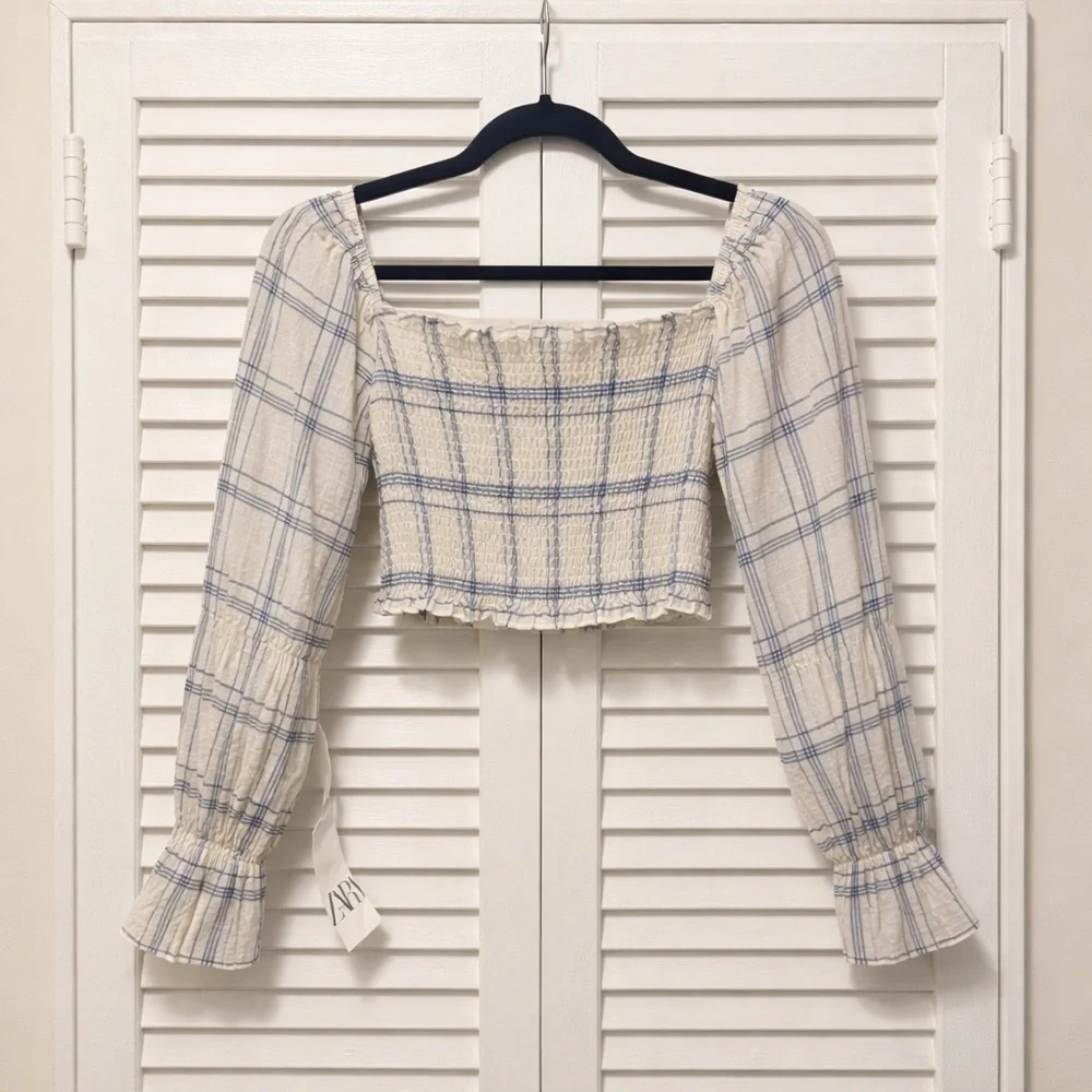ZARA 💙 Plaid Smocked Long Sleeve Top